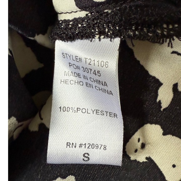 Entro Dog Print Blouse Small Black Cream Novelty Puppy Top Cottage Coquette boho - Picture 7 of 9